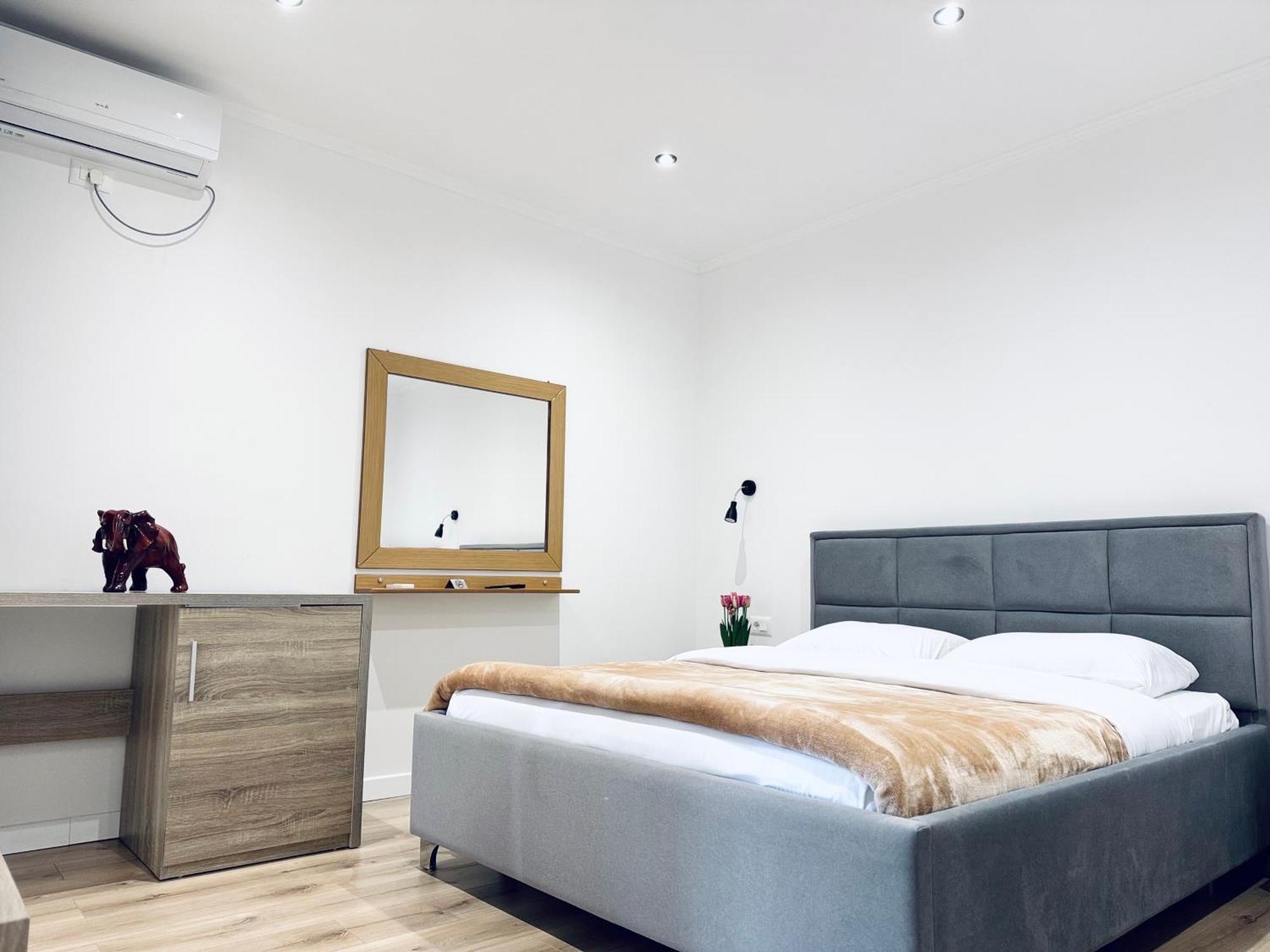 Kutal Park Inn Hotel Пермети Экстерьер фото