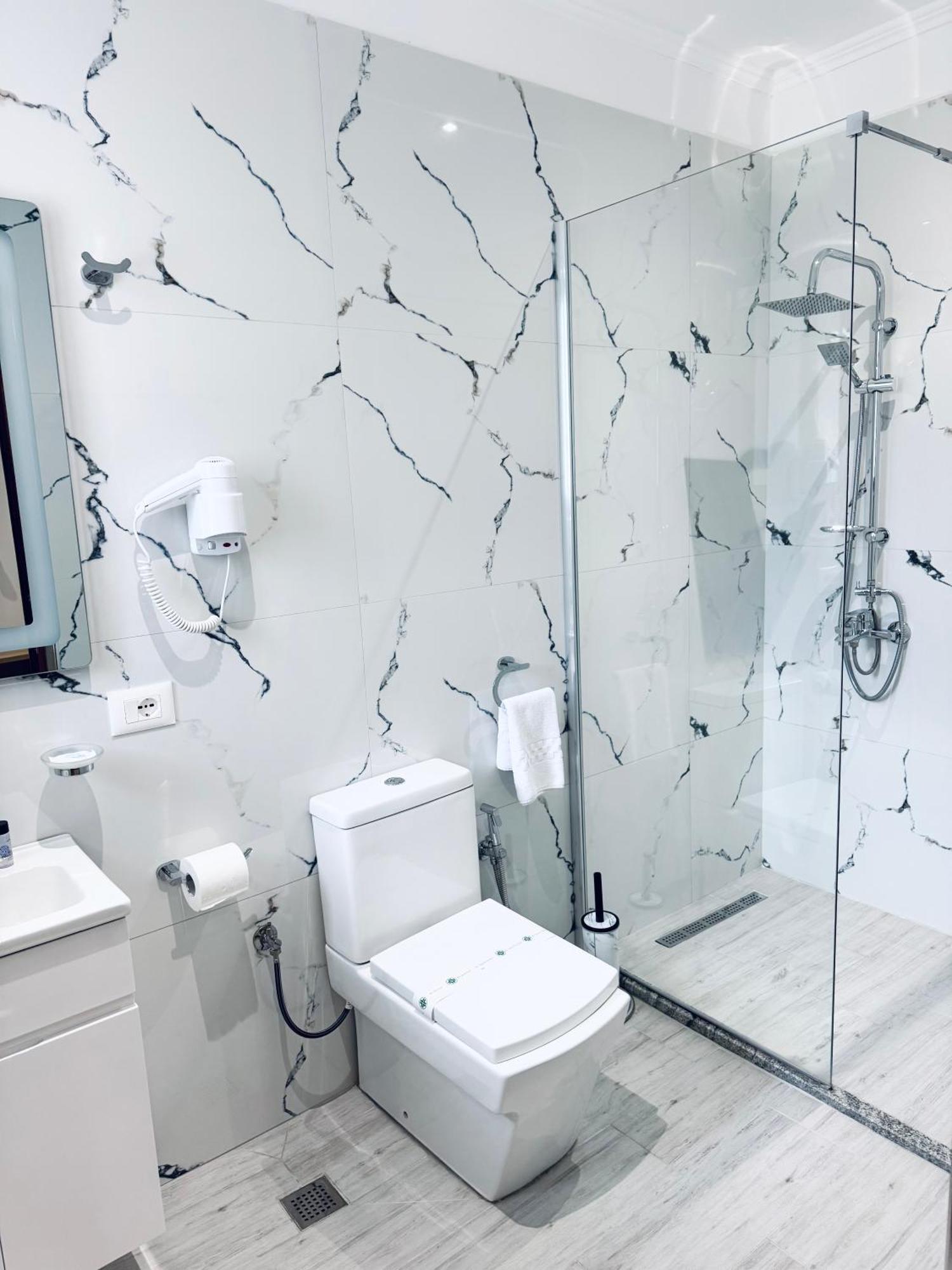 Kutal Park Inn Hotel Пермети Экстерьер фото