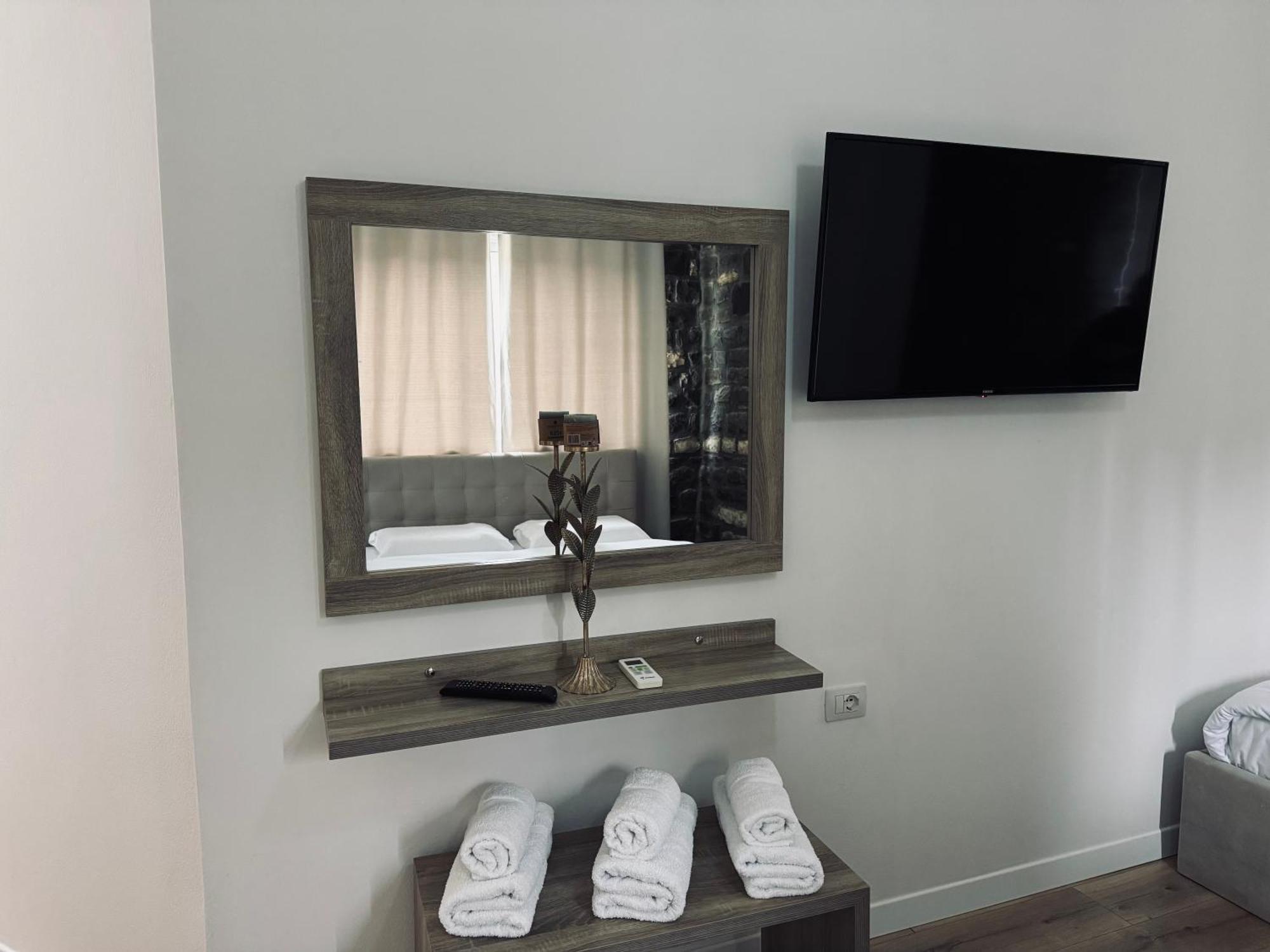 Kutal Park Inn Hotel Пермети Экстерьер фото